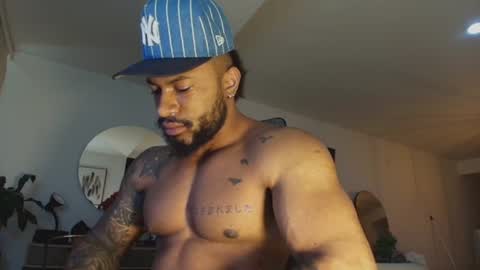 Snapshot of clark_strong chatting on June 30, 1:45 pm clark_strong online show from June 30, 1:45 pm