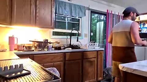 clarnbear online show from June 11, 1:05 am