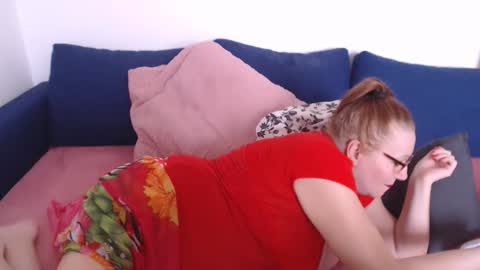 Lydya online show from February 14, 1:52 pm