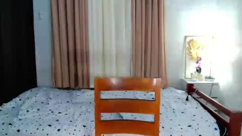 Snapshot of classy_sassy18 chatting on June 12, 1:54 pm Sassy online show from June 12, 1:54 pm