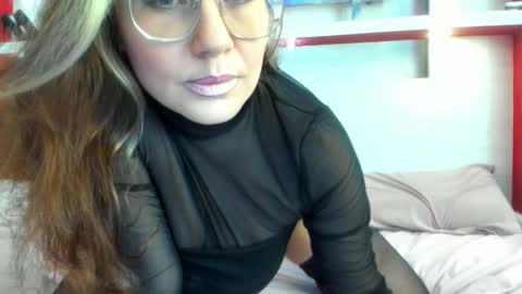 Snapshot of classylady666 chatting on October 8, 1:09 pm Valery online show from October 8, 1:09 pm