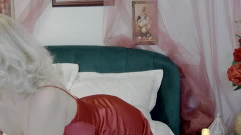 Classy Tinna online show from December 17, 5:57 am