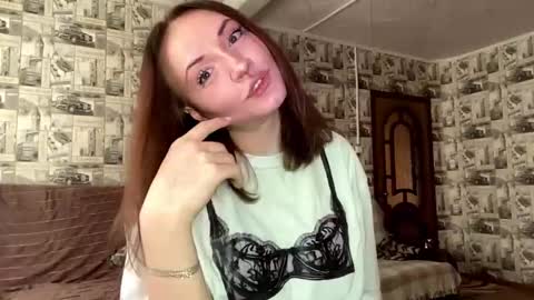 claudetteburow online show from March 12, 10:32 am