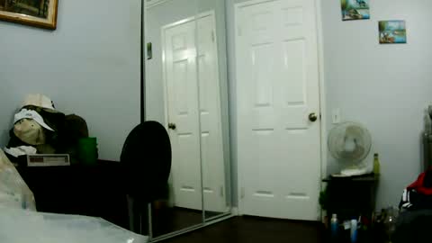 Claudia online show from June 6, 4:44 pm