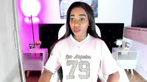 claudia198820 online show from July 17, 10:25 pm