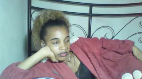 Snapshot of claudiannah chatting on May 9, 7:52 pm claudianne online show from May 9, 7:52 pm