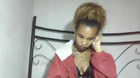 Snapshot of claudiannah chatting on May 11, 5:32 pm claudianne online show from May 11, 5:32 pm