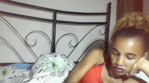 Snapshot of claudiannah chatting on May 17, 3:52 pm claudianne online show from May 17, 3:52 pm