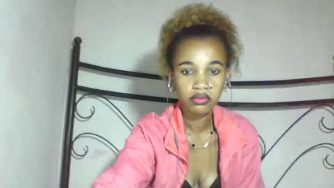 Snapshot of claudiannah chatting on May 19, 5:52 pm claudianne online show from May 19, 5:52 pm