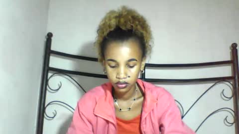 Snapshot of claudiannah chatting on May 23, 7:07 pm claudianne online show from May 23, 7:07 pm