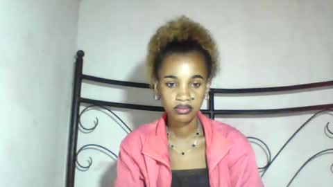 Snapshot of claudiannah chatting on May 25, 6:36 pm claudianne online show from May 25, 6:36 pm