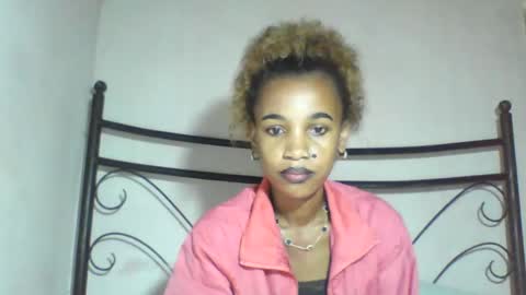 Snapshot of claudiannah chatting on May 26, 6:42 am claudianne online show from May 26, 6:42 am