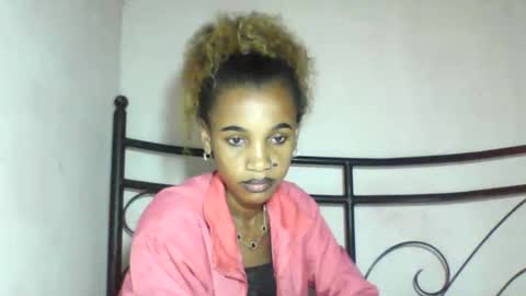 Snapshot of claudiannah chatting on May 28, 6:49 pm claudianne online show from May 28, 6:49 pm