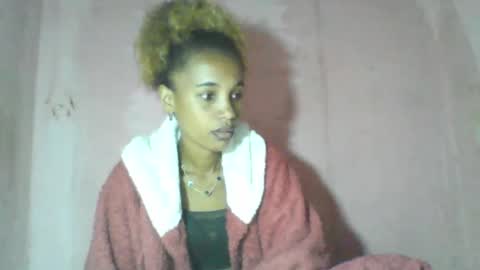 Snapshot of claudiannah chatting on June 4, 6:36 pm claudianne online show from June 4, 6:36 pm