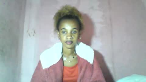 Snapshot of claudiannah chatting on June 7, 6:17 am claudianne online show from June 7, 6:17 am