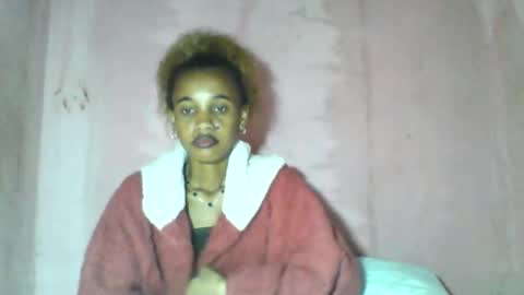 Snapshot of claudiannah chatting on June 7, 6:22 pm claudianne online show from June 7, 6:22 pm