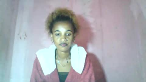 Snapshot of claudiannah chatting on June 9, 5:30 am claudianne online show from June 9, 5:30 am