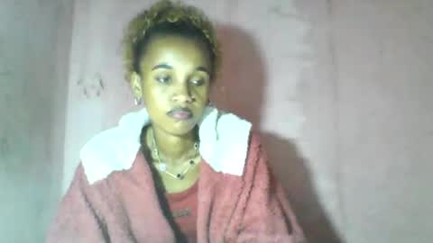 Snapshot of claudiannah chatting on June 9, 5:35 pm claudianne online show from June 9, 5:35 pm