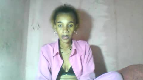 Snapshot of claudiannah chatting on June 11, 6:17 pm claudianne online show from June 11, 6:17 pm