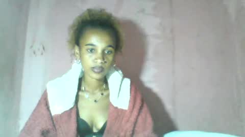 Snapshot of claudiannah chatting on June 13, 7:23 pm claudianne online show from June 13, 7:23 pm