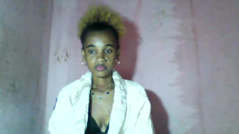 Snapshot of claudiannah chatting on June 27, 6:02 pm claudianne online show from June 27, 6:02 pm