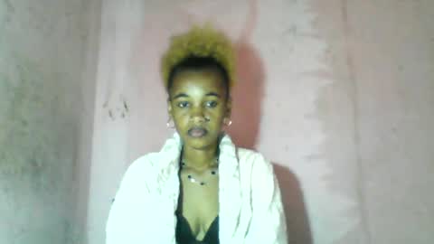 Snapshot of claudiannah chatting on June 28, 6:08 am claudianne online show from June 28, 6:08 am