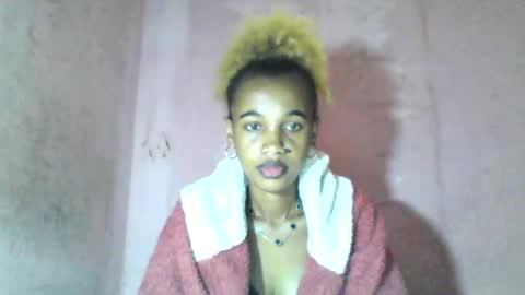 Snapshot of claudiannah chatting on July 10, 6:17 am claudianne online show from July 10, 6:17 am