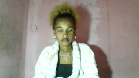 Snapshot of claudiannah chatting on July 11, 6:43 pm claudianne online show from July 11, 6:43 pm