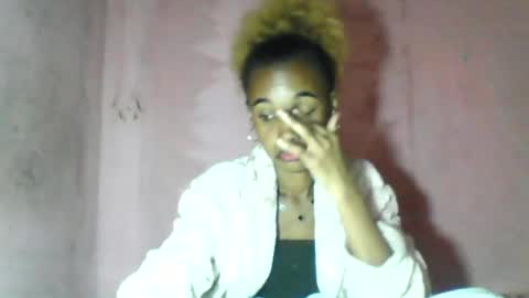 Snapshot of claudiannah chatting on July 12, 6:54 pm claudianne online show from July 12, 6:54 pm