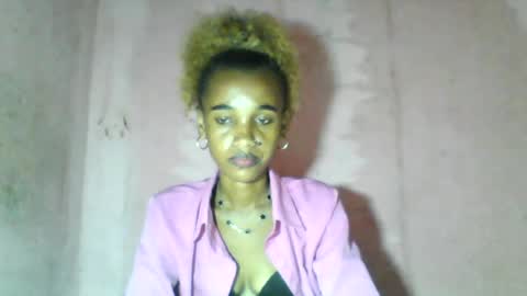 Snapshot of claudiannah chatting on July 13, 7:05 pm claudianne online show from July 13, 7:05 pm