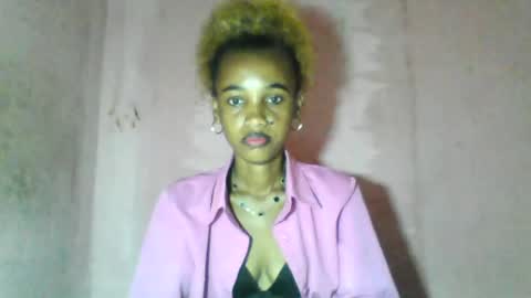 Snapshot of claudiannah chatting on July 14, 12:22 pm claudianne online show from July 14, 12:22 pm