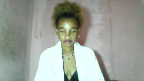 Snapshot of claudiannah chatting on July 21, 4:37 am claudianne online show from July 21, 4:37 am