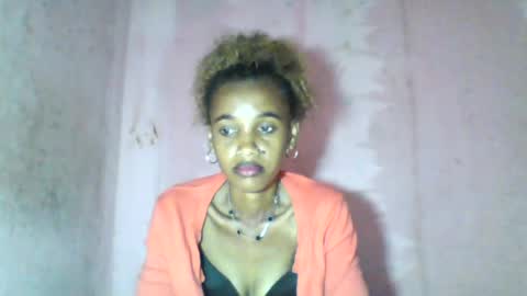 Snapshot of claudiannah chatting on July 28, 6:20 pm claudianne online show from July 28, 6:20 pm