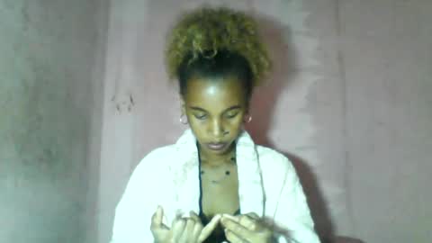 Snapshot of claudiannah chatting on July 29, 5:33 pm claudianne online show from July 29, 5:33 pm