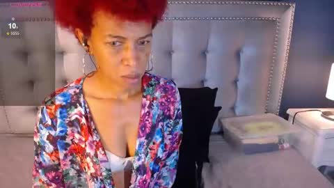 Anastasia Owen online show from January 4, 8:05 pm