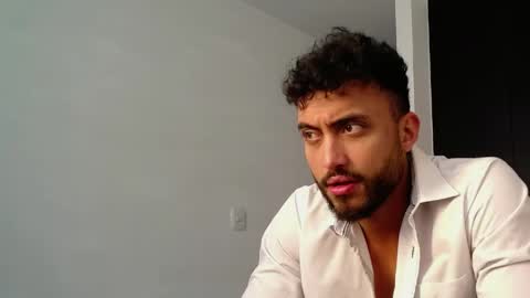 Snapshot of claybrown_ chatting on June 2, 2:08 pm Clay online show from June 2, 2:08 pm
