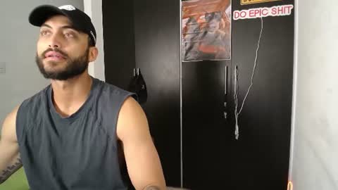 Snapshot of claybrown_ chatting on July 9, 12:37 am Clay online show from July 9, 12:37 am