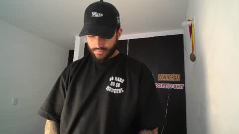 Snapshot of claybrown_ chatting on July 9, 5:28 pm Clay online show from July 9, 5:28 pm