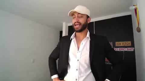 Snapshot of claybrown_ chatting on July 10, 5:04 pm Clay online show from July 10, 5:04 pm