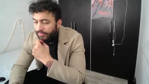 Snapshot of claybrown_ chatting on July 21, 6:54 pm Clay online show from July 21, 6:54 pm