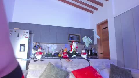 claytonburgues online show from December 24, 11:33 pm