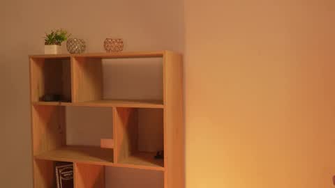 Cleo Adams online show from November 17, 4:07 am