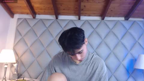 clement_reyes online show from October 26, 12:55 pm