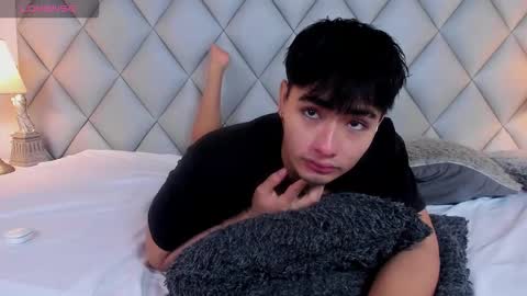 clement_reyes online show from December 14, 2:00 pm