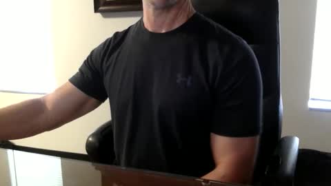 Snapshot of clemike69 chatting on April 21, 5:50 pm clemike69 online show from April 21, 5:50 pm