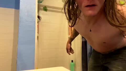 Snapshot of clemsonog chatting on November 30, 9:35 am clemsonog online show from November 30, 9:35 am