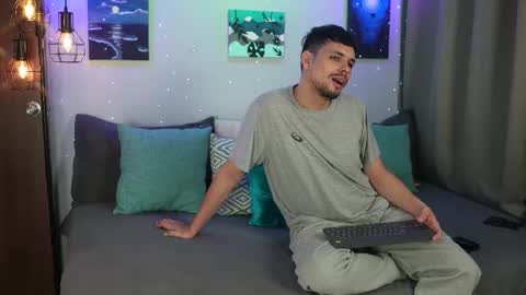 Girl Juliana and Federico online show from November 10, 3:38 am