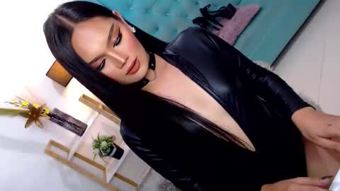 Cleo online show from November 28, 12:24 am