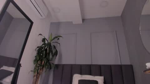 Snapshot of cleojhonson chatting on July 10, 2:38 am . Cleo Jhonson . online show from July 10, 2:38 am
