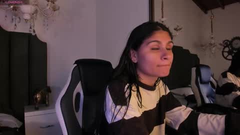 Cleopatra online show from January 12, 7:52 pm